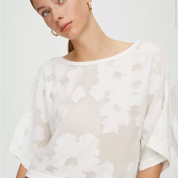 Aritzia Blayze T-Shirt Blouse - Black, XS - Picture 7 of 7